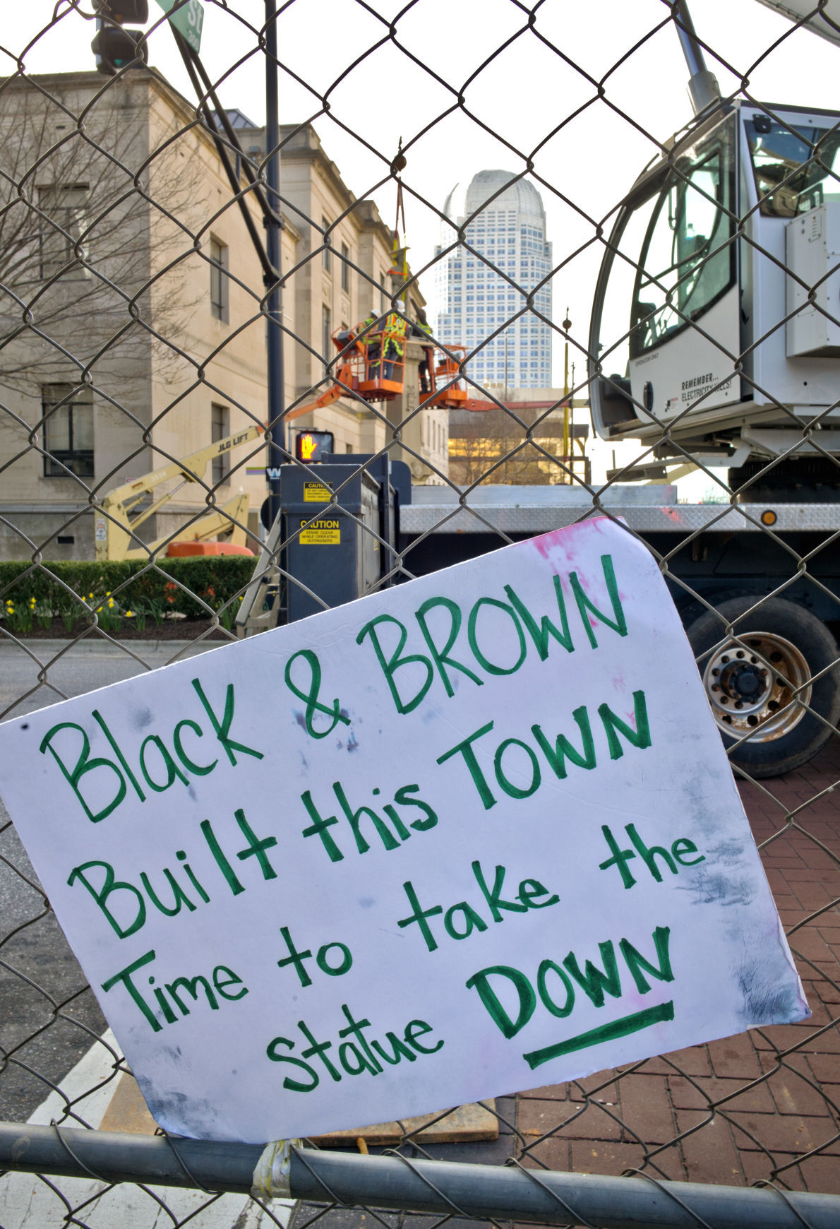 Confederate statue removal